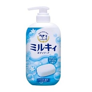 COW BRAND Жидкое пенное мыло для тела c керамидами и молочными протеинами аромат свежести 550мл
